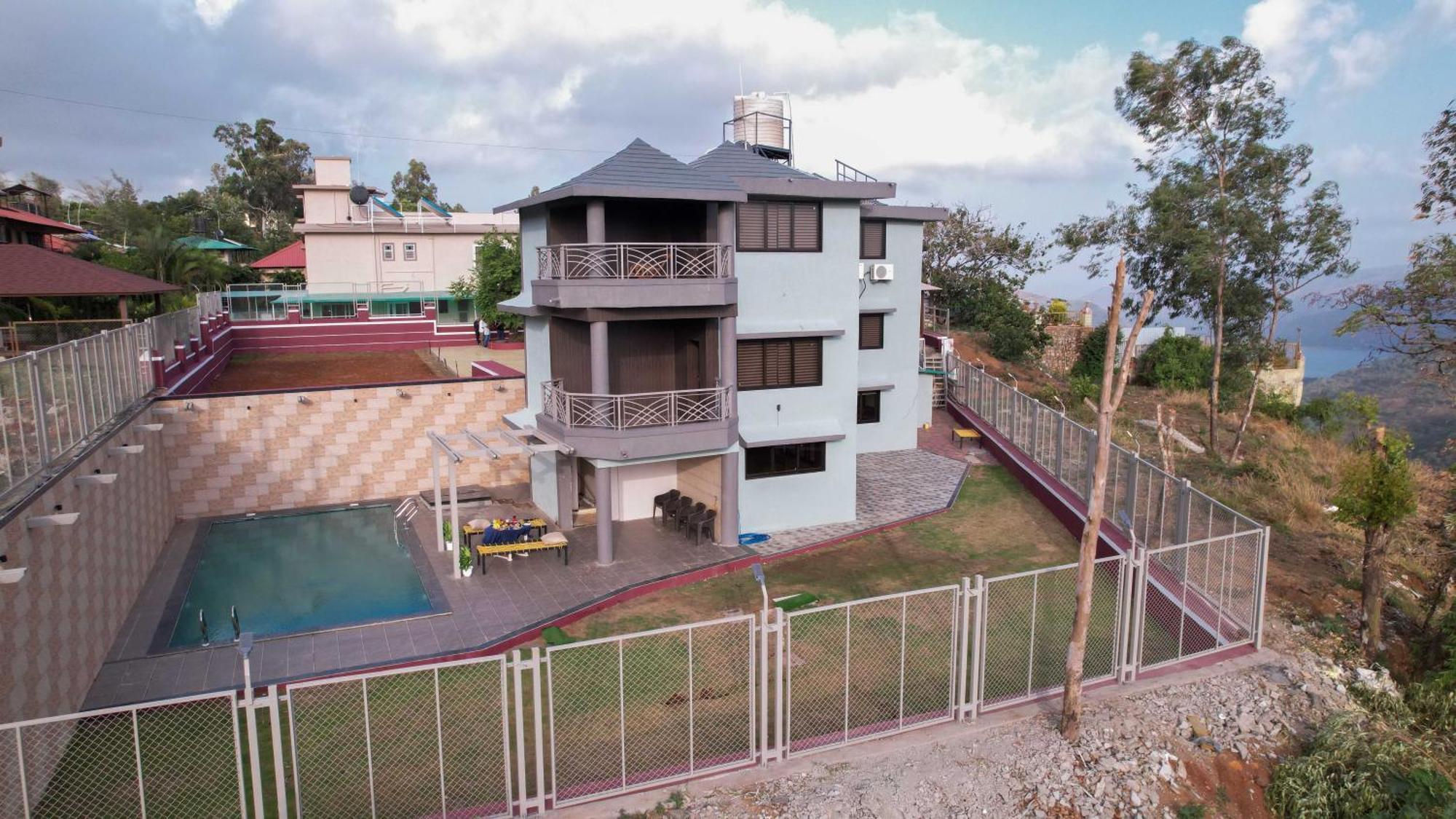 Magnum Villa Panchgani Esterno foto